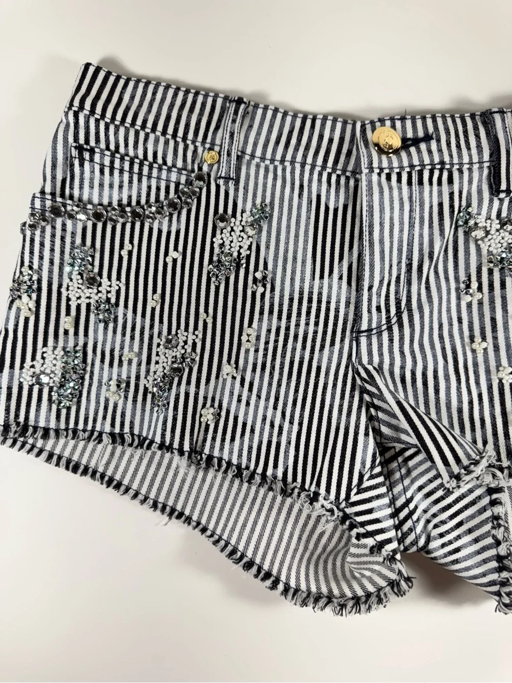 Juicy Couture Black Label Striped Beaded Embellished Cutoff Shorts Size 27 EUC